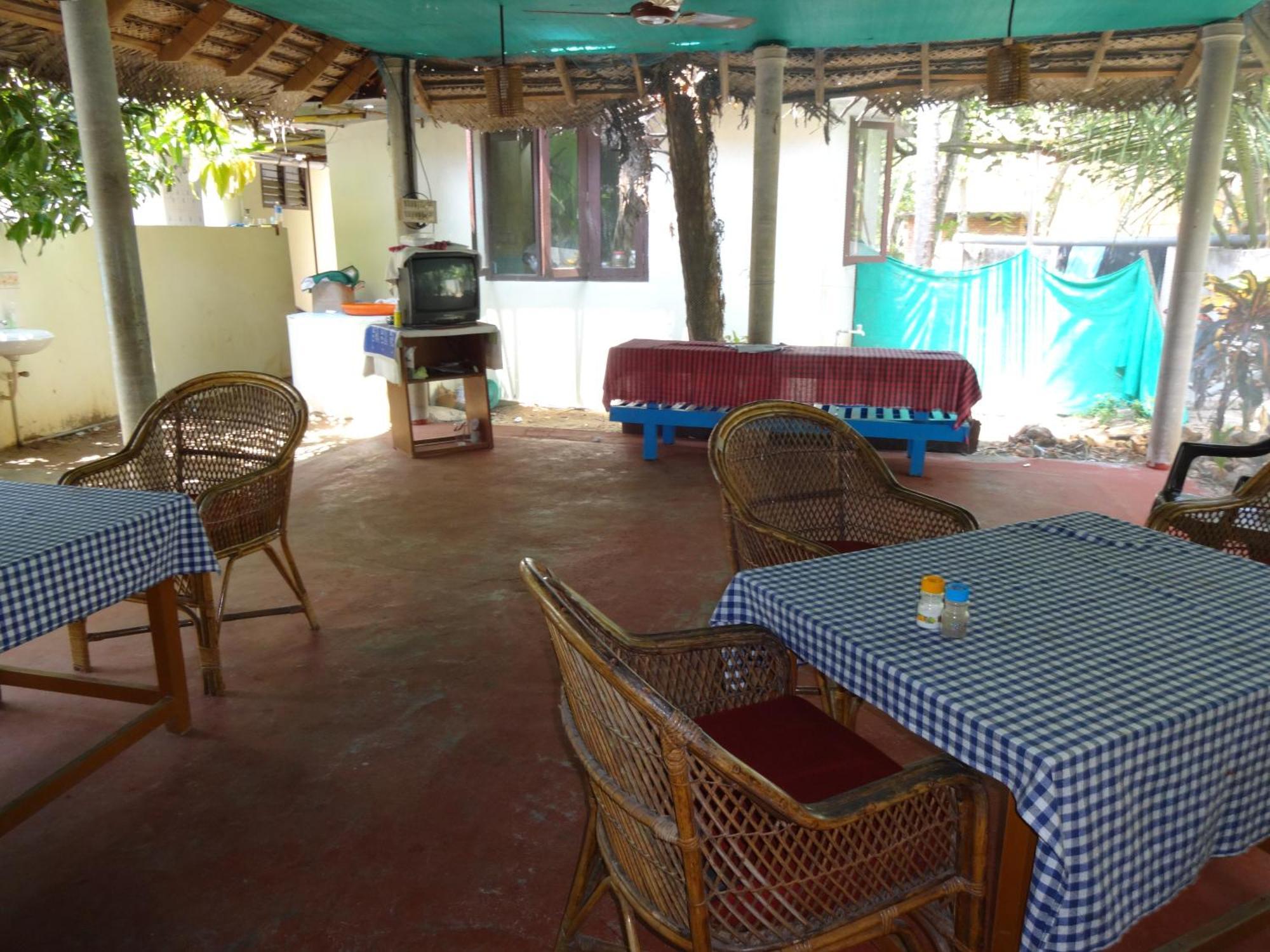 Hotel Thushara Kovalam Eksteriør billede